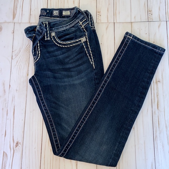 MISS ME| Signature Skinny - Picture 13 of 15